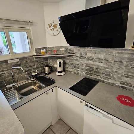 Appartement Dans Ancien Moulin A Huile Renove Grasse Eksteriør bilde