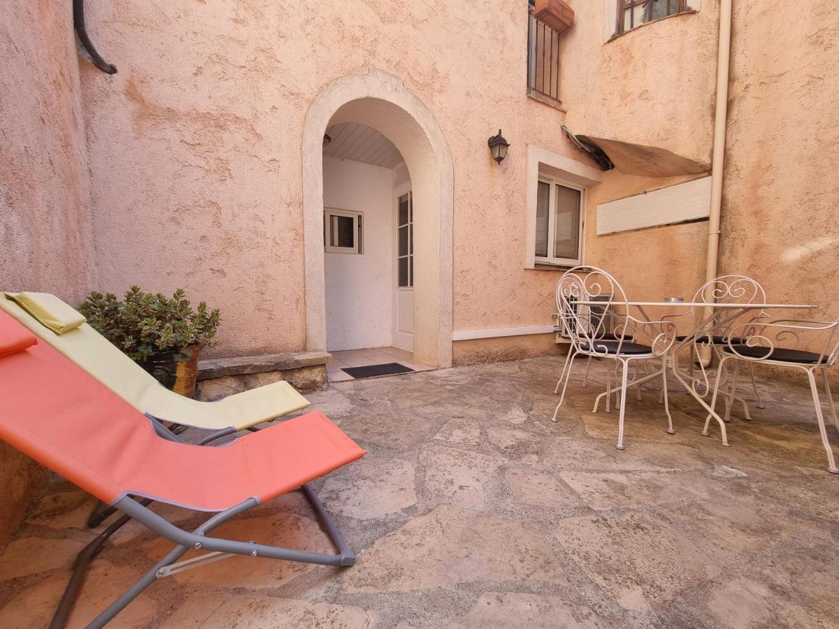 Appartement Dans Ancien Moulin A Huile Renove Grasse Eksteriør bilde